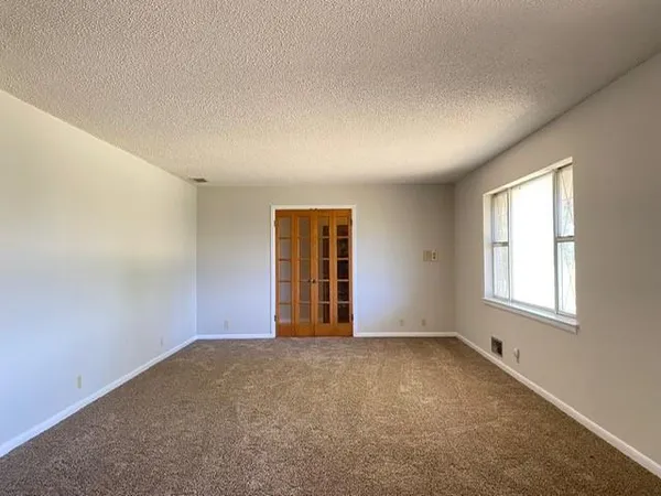 $2,800 | 703 Merit Street, Farmersville, TX 75442