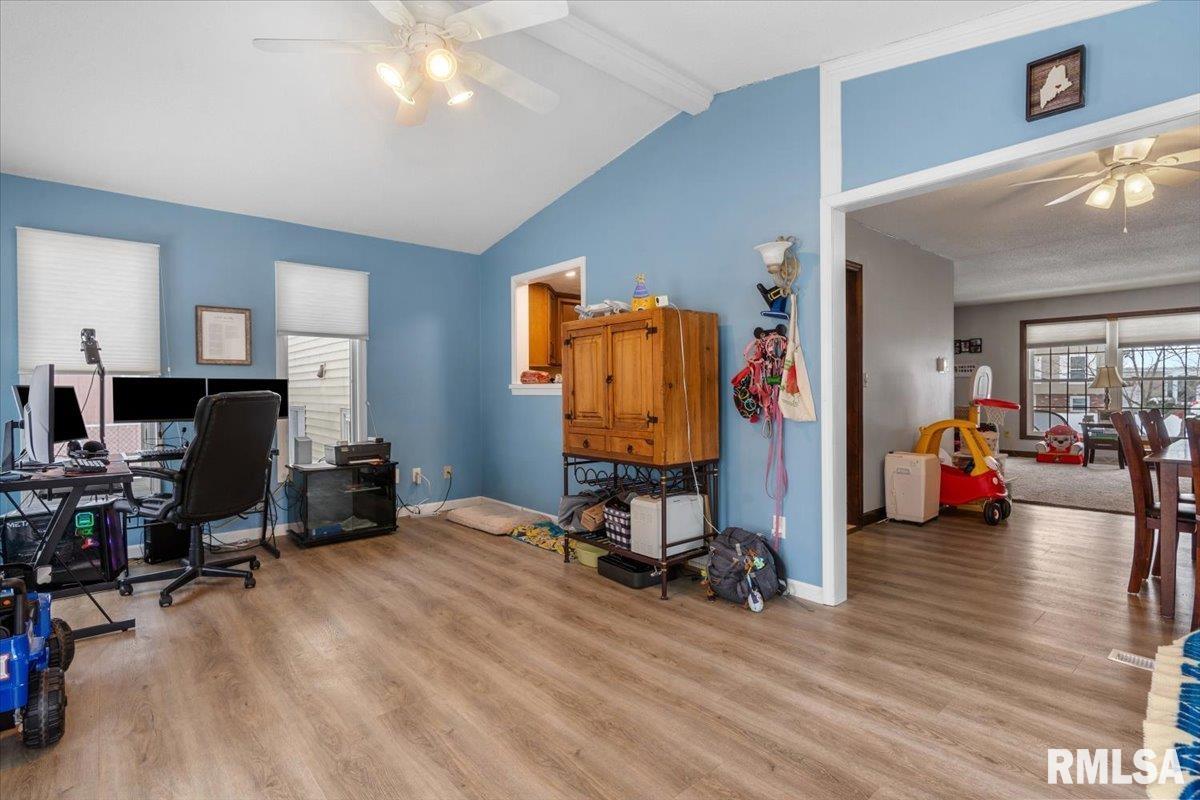 631 Hackberry Drive Chatham, IL 62629 - Photo 11 of 31