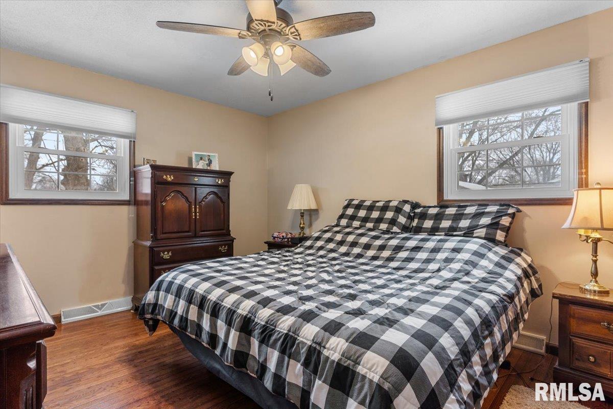 631 Hackberry Drive Chatham, IL 62629 - Photo 12 of 31