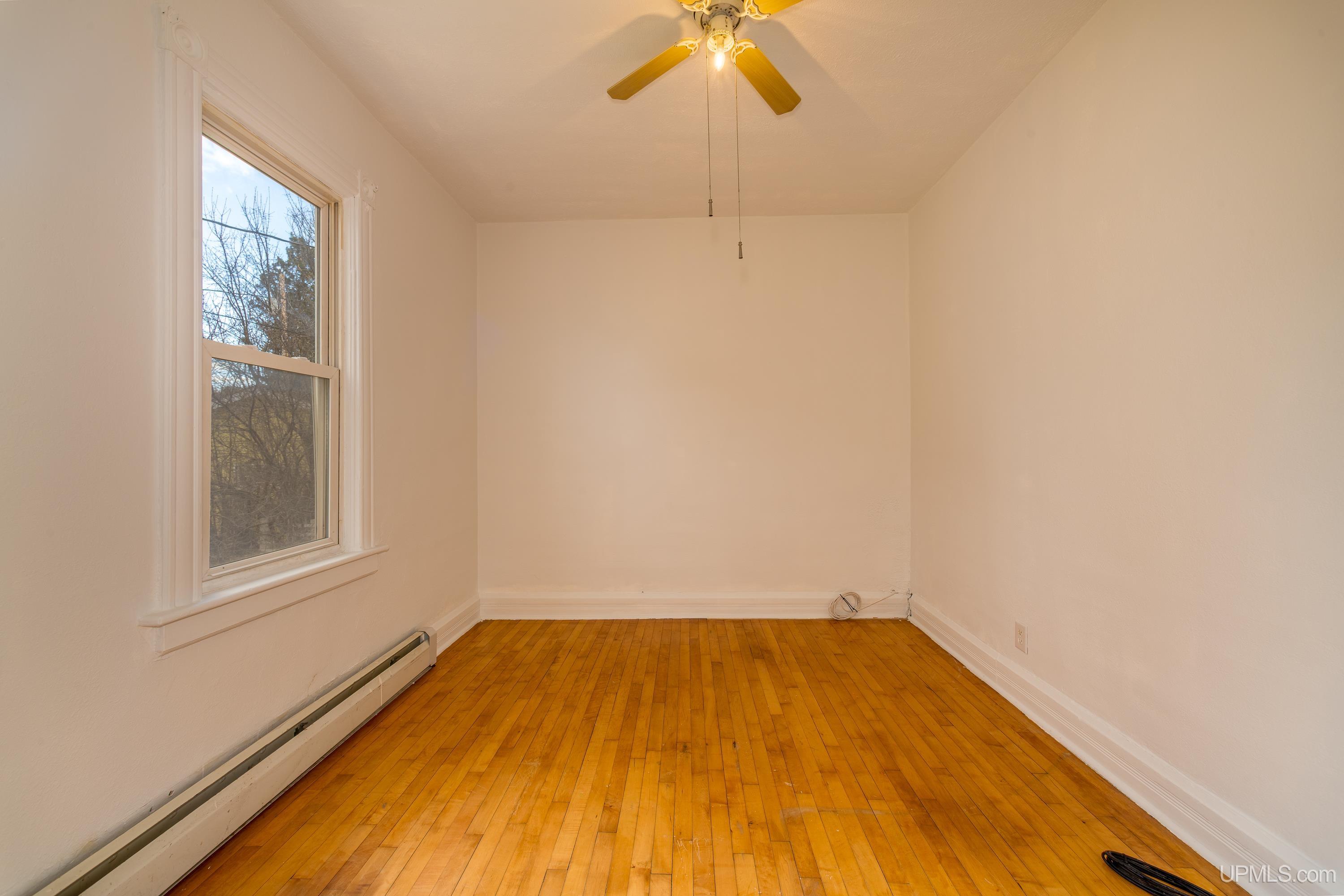 129 West Superior Street Ishpeming, MI 49849 - Photo 6 of 32