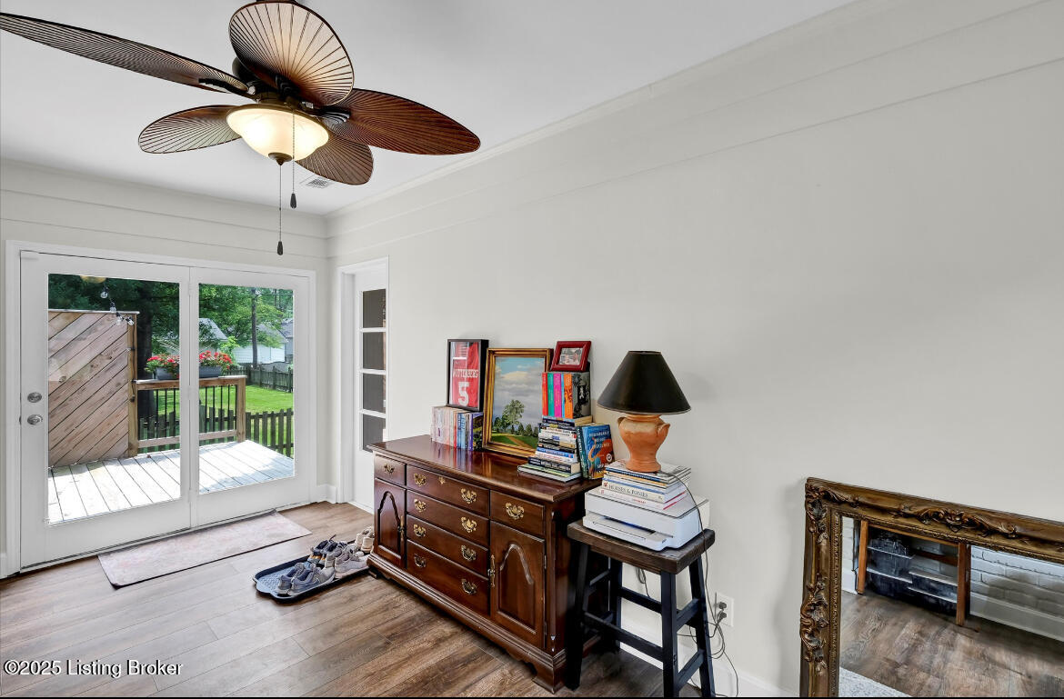 4523 Blenheim Road Louisville, KY 40207 - Photo 16 of 26 Bonus room with access to deck