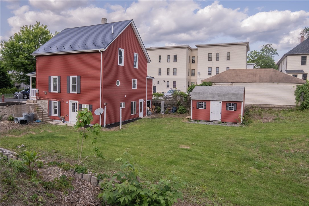 132 Chestnut Street Woonsocket, RI 02895 - Photo 8 of 30 Gallery Image 8