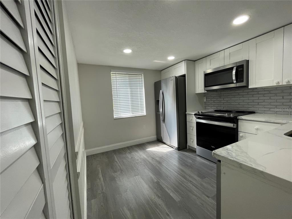 211 Pine Court, Unit 211 Oldsmar, FL 34677 - Photo 11 of 47