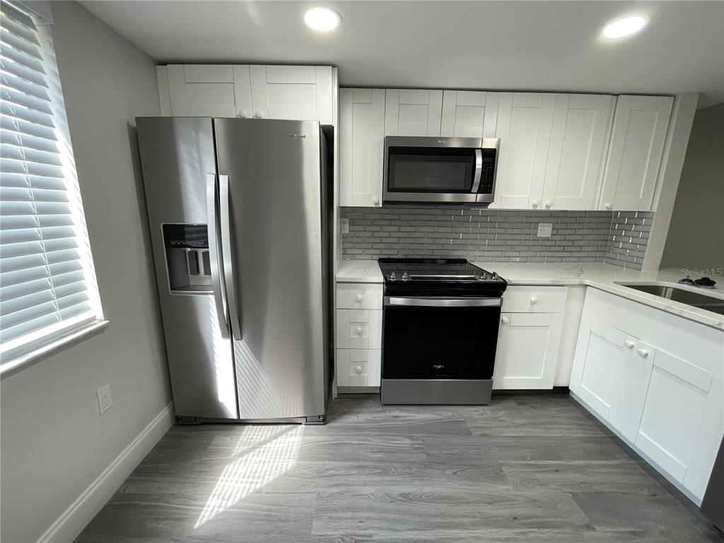 211 Pine Court, Unit 211 Oldsmar, FL 34677 - Photo 15 of 47