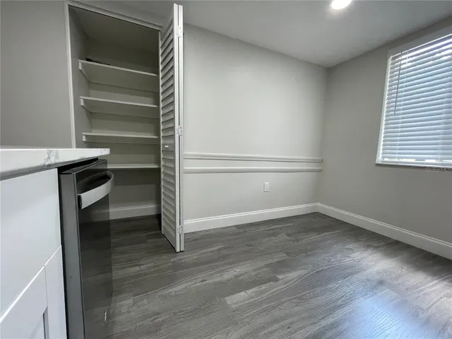 $1,949 | 211 Pine Court, Unit 211, Oldsmar, FL 34677