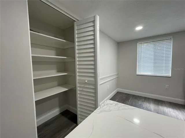 $1,949 | 211 Pine Court, Unit 211, Oldsmar, FL 34677