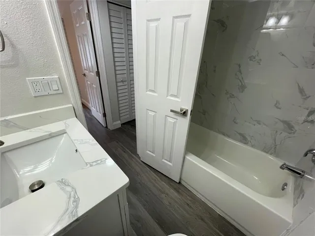 $1,949 | 211 Pine Court, Unit 211, Oldsmar, FL 34677