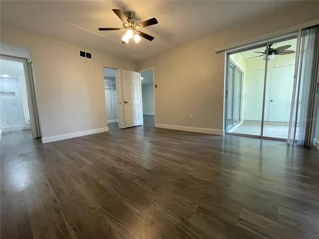 $1,949 | 211 Pine Court, Unit 211, Oldsmar, FL 34677