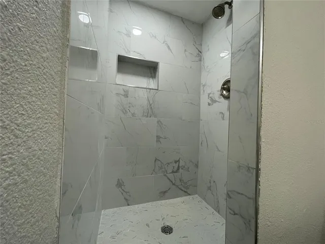 $1,949 | 211 Pine Court, Unit 211, Oldsmar, FL 34677