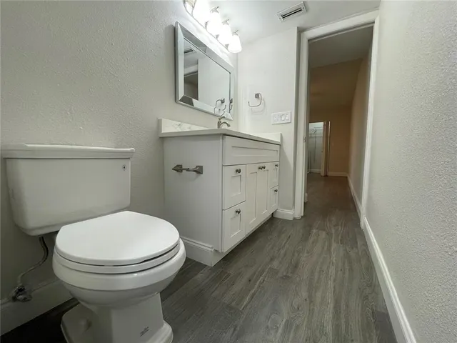 $1,949 | 211 Pine Court, Unit 211, Oldsmar, FL 34677