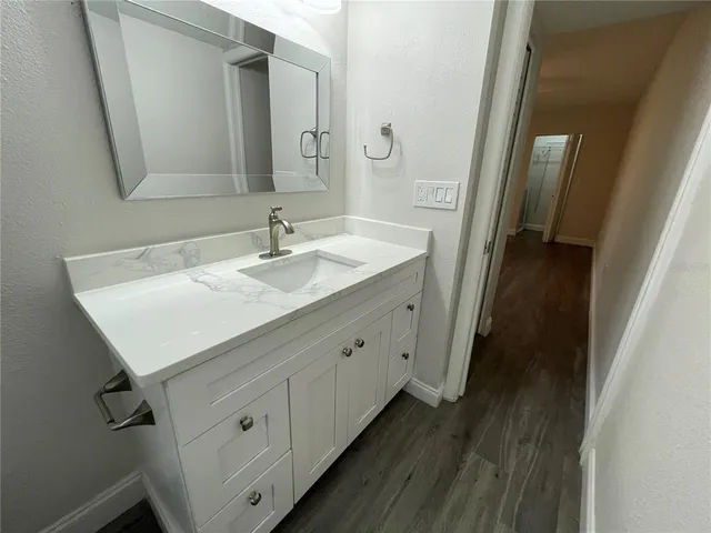 $1,949 | 211 Pine Court, Unit 211, Oldsmar, FL 34677