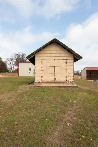 $425,000 | 16120 County Road 1130, Flint, TX 75762