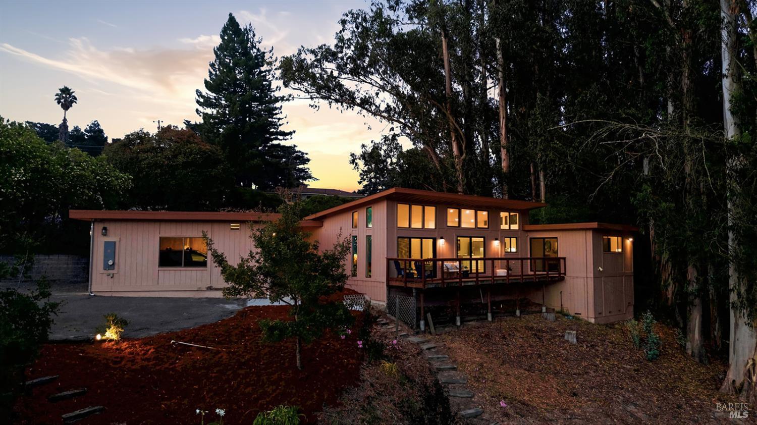 2455 Bloomfield Road Sebastopol, CA 95472 - Photo 63 of 71 Gallery Image 63