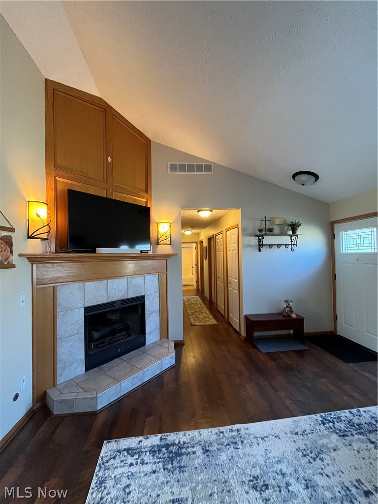 3173 Bates Road Madison, OH 44057 - Photo 3 of 25
