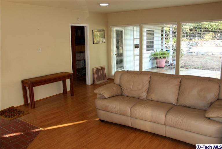 2387 Glen Canyon Road Altadena, CA 91001 - Photo 2 of 14 Additional Photo