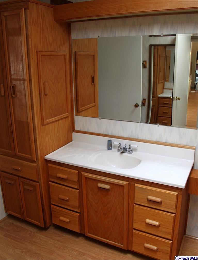 2387 Glen Canyon Road Altadena, CA 91001 - Photo 12 of 14 Additional Photo