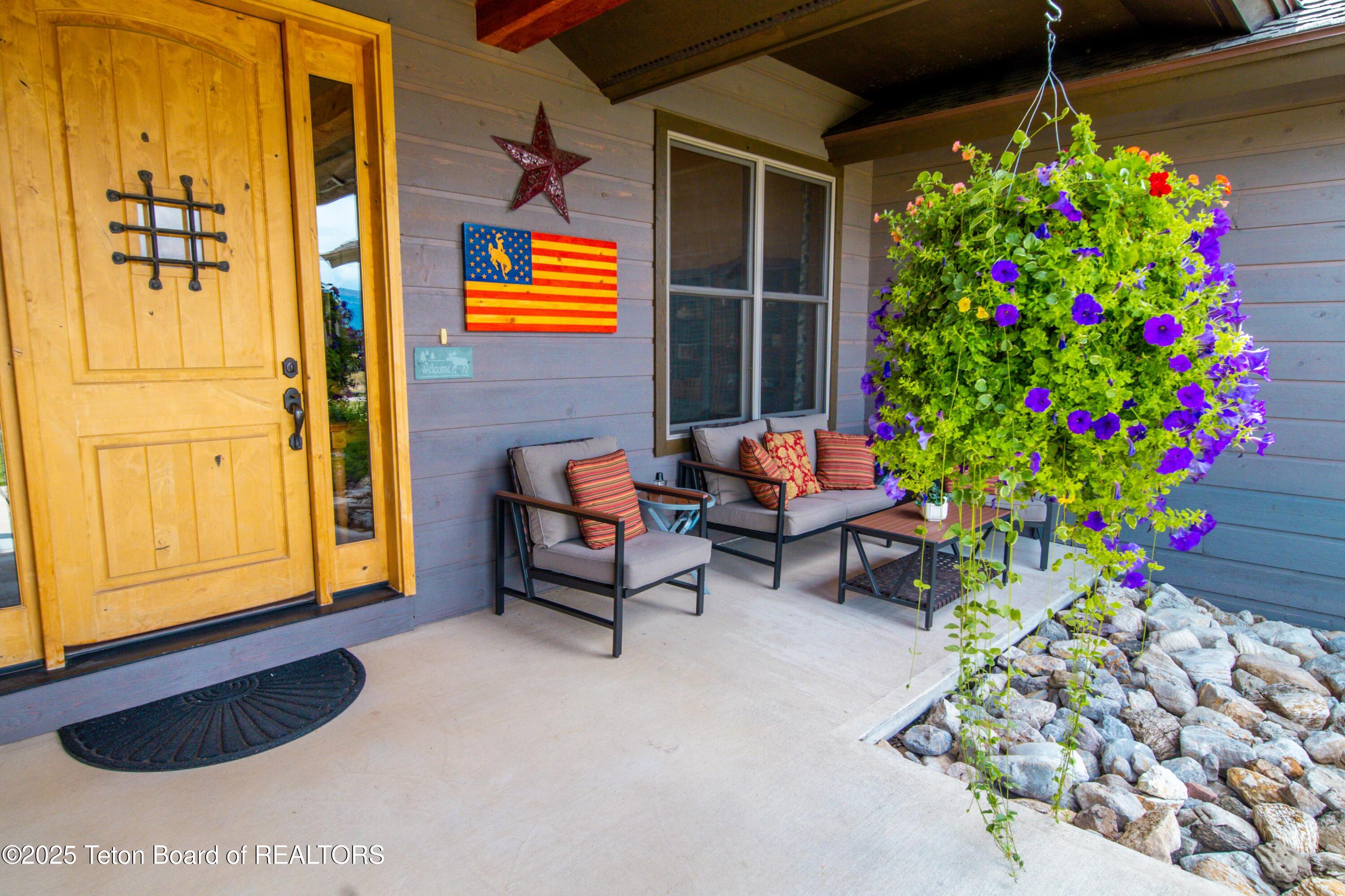 363 Stewart Creek Road Etna, WY 83118 - Photo 4 of 35 088A1327