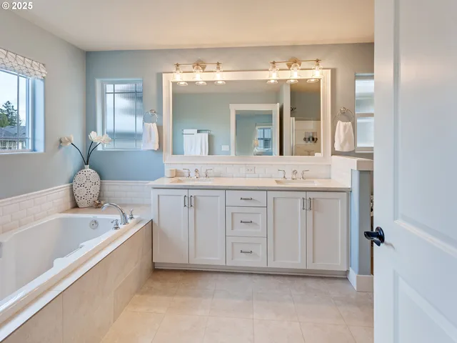 $620,000 | 17286 Southwest Jean Louise Road, Sherwood, OR 97140