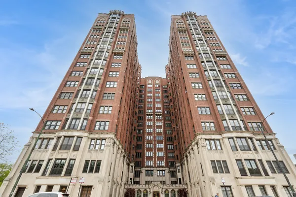 $3,700 | 5840 South Stony Island Avenue, Unit 3F, Chicago, IL 60637