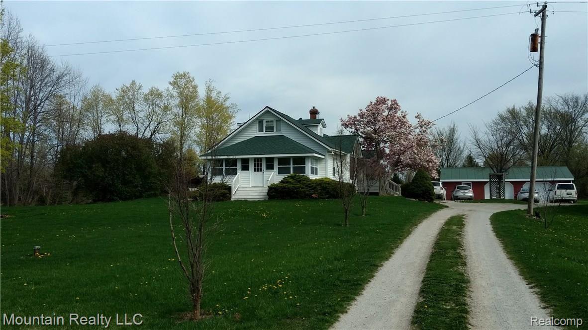 12836 Foley Road Emmett, MI 48022 - Photo 2 of 25 House and Garage.jpg