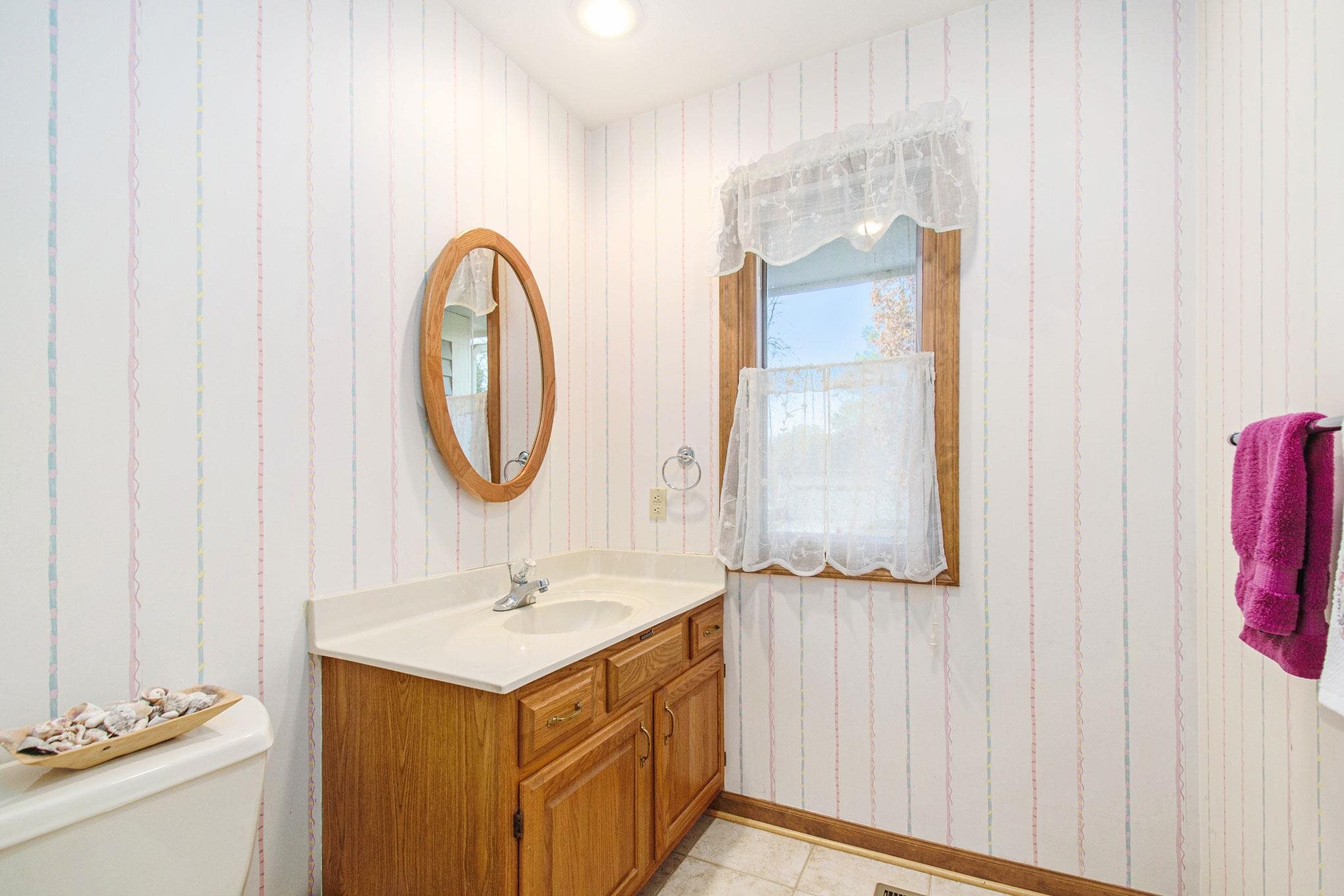 17492 Farmington Square Road Granger, IN 46530 - Photo 16 of 35 Gallery Image 16