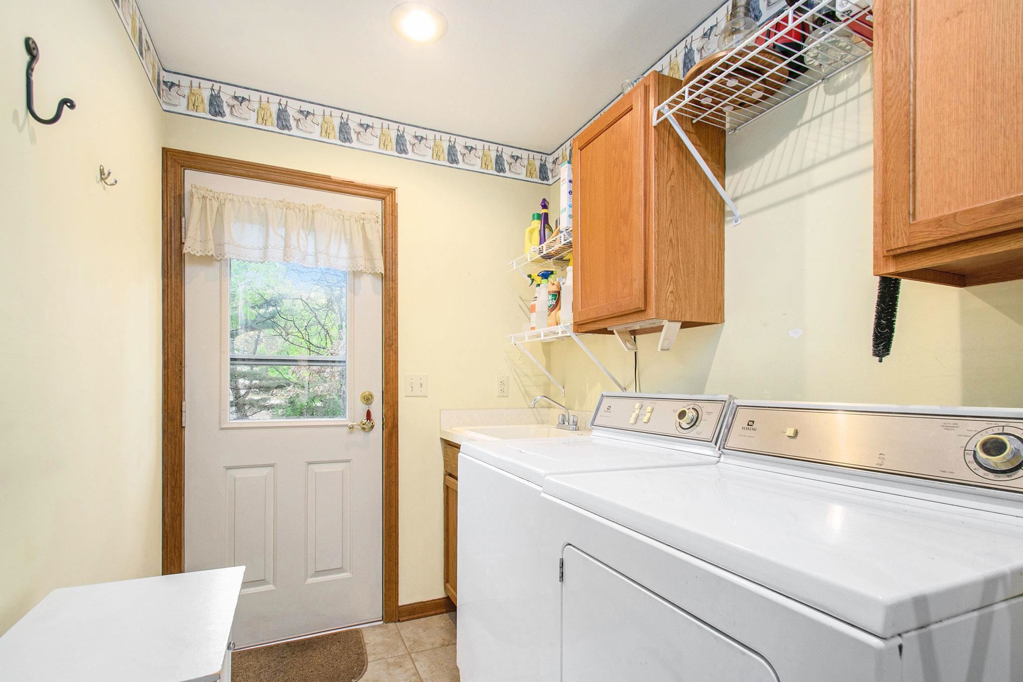 17492 Farmington Square Road Granger, IN 46530 - Photo 17 of 35 Gallery Image 17
