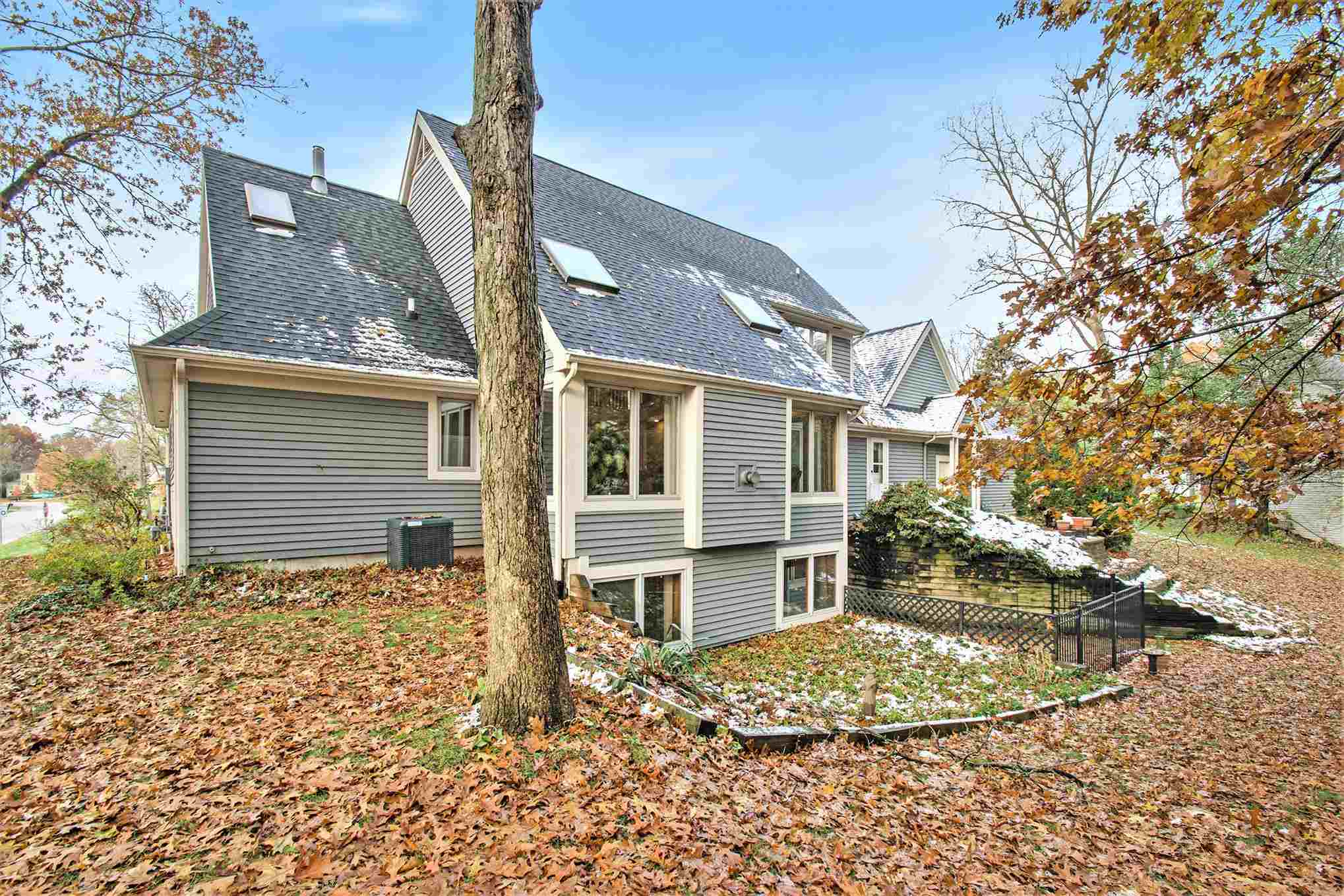 17492 Farmington Square Road Granger, IN 46530 - Photo 5 of 35 Gallery Image 5