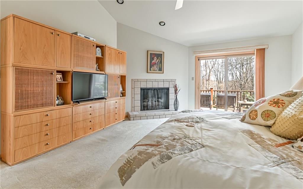 10450 Grubbs Road Wexford, PA 15090 - Photo 14 of 25 Gallery Image 14