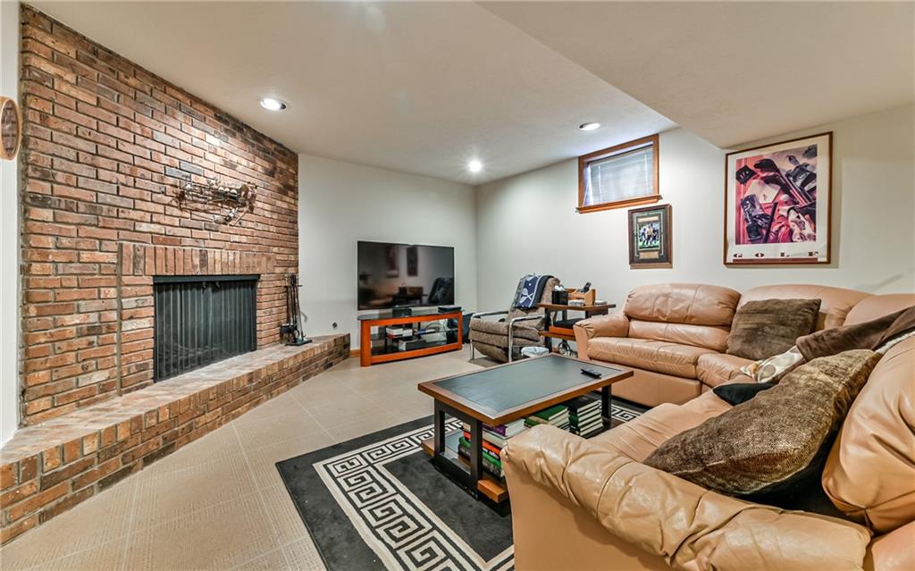 10450 Grubbs Road Wexford, PA 15090 - Photo 19 of 25 Gallery Image 19