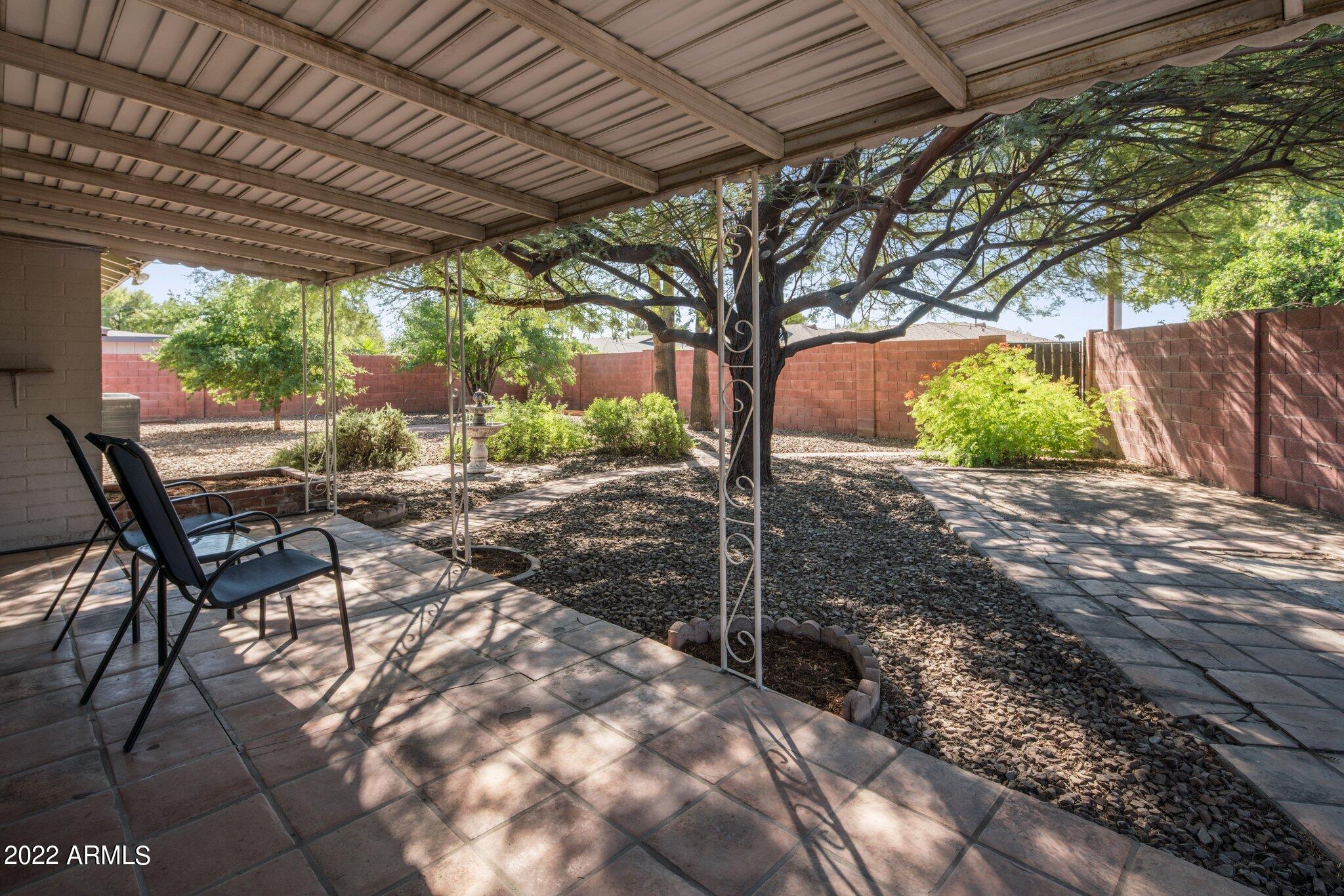 1609 West Lawrence Road Phoenix, AZ 85015 - Photo 24 of 30 Covered Patio