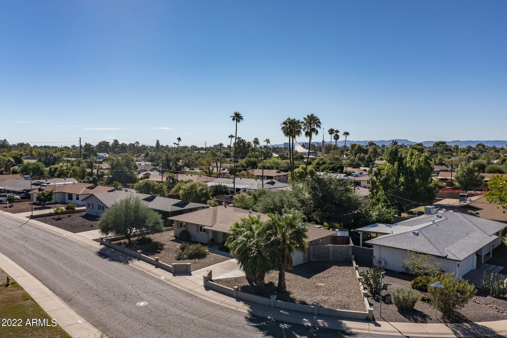 1609 West Lawrence Road Phoenix, AZ 85015 - Photo 28 of 30 1-web-or-mls-DJI_0572
