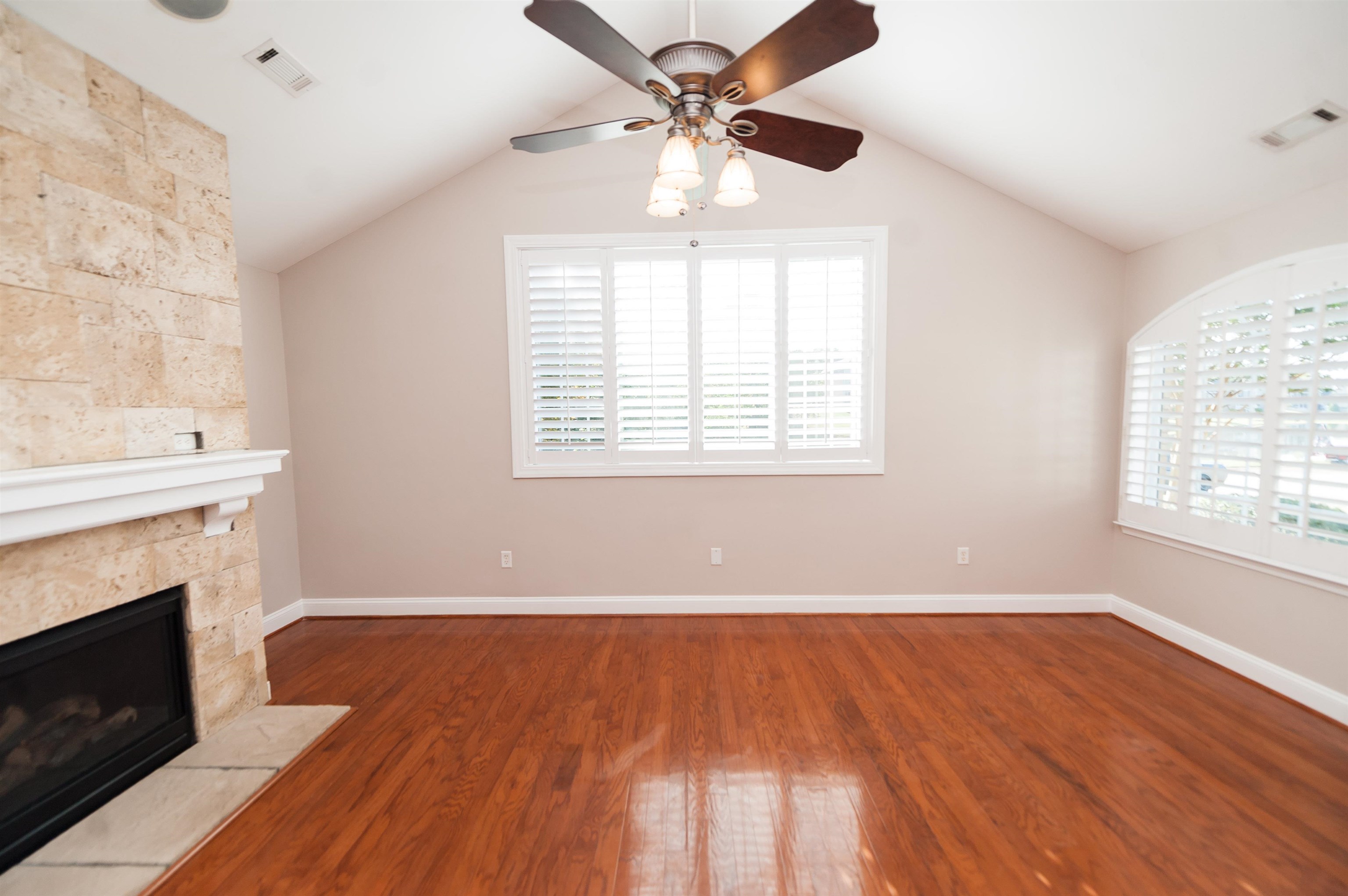 419 Pierview Way Boiling Springs, SC 29316 - Photo 4 of 35 Gallery Image 4