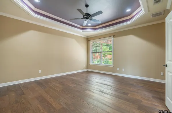 $588,000 | 936 Cambridge Bend, Tyler, TX 75703