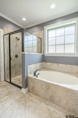 $588,000 | 936 Cambridge Bend, Tyler, TX 75703