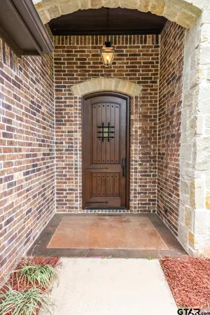 $588,000 | 936 Cambridge Bend, Tyler, TX 75703