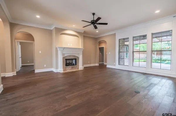 $588,000 | 936 Cambridge Bend, Tyler, TX 75703