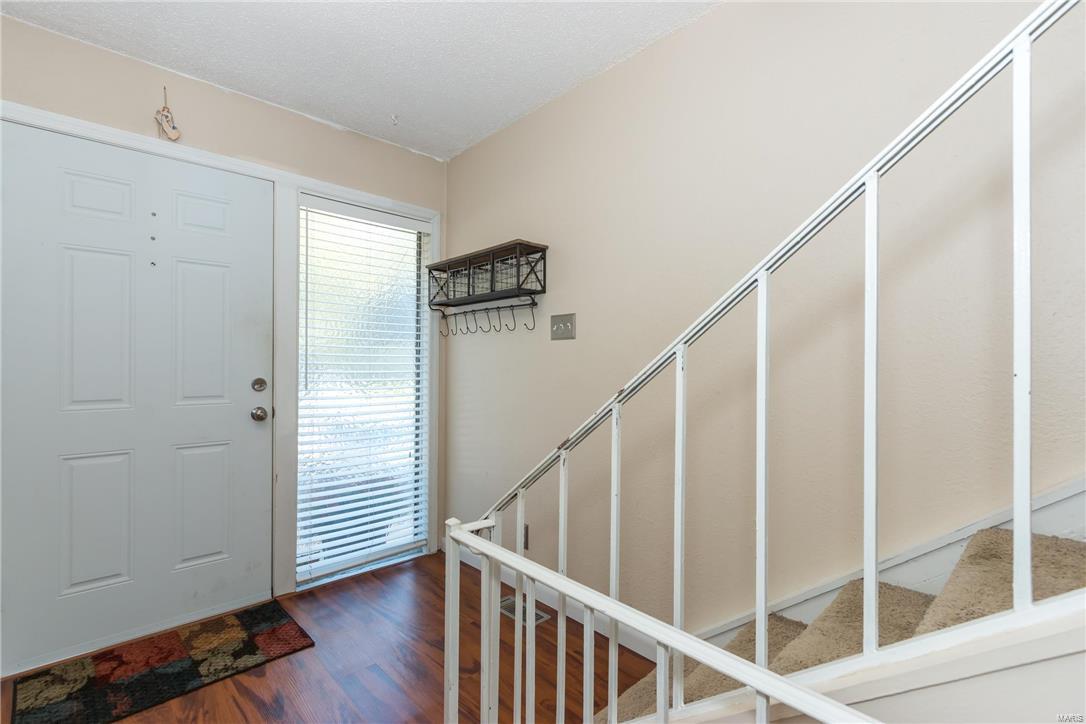 1210 Wicklow Road, Unit H Ballwin, MO 63021 - Photo 3 of 24 Gallery Image 3
