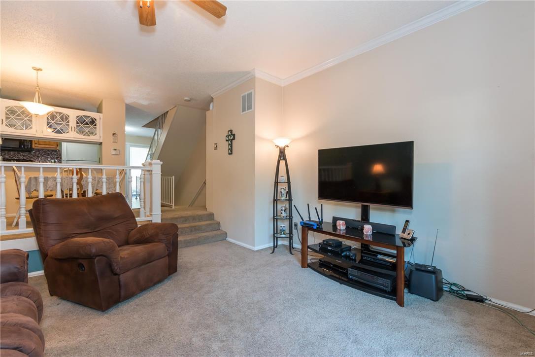 1210 Wicklow Road, Unit H Ballwin, MO 63021 - Photo 9 of 24 Gallery Image 9