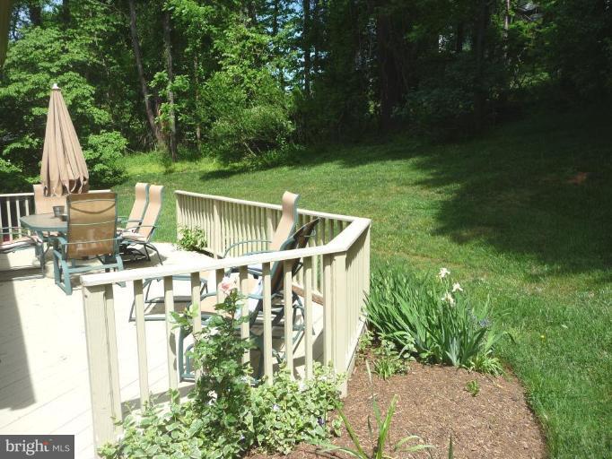 1420 Beulah Road Vienna, VA 22182 - Photo 2 of 7 Deck and Rear Yard