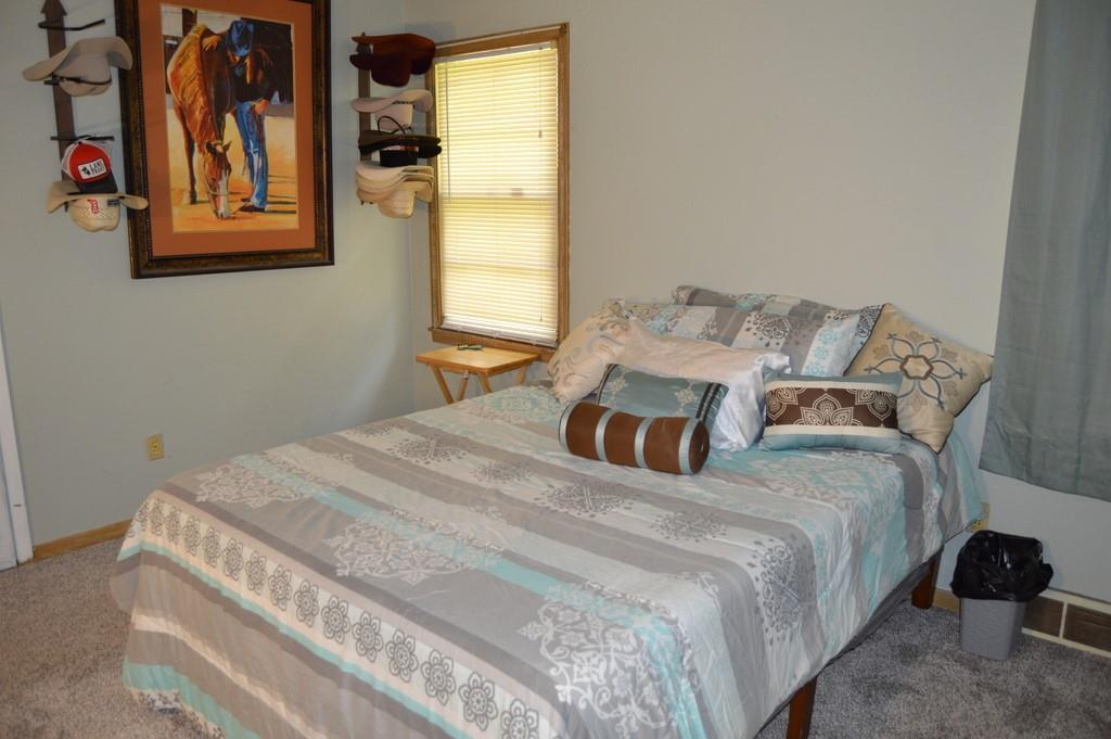 11403 Orchard Road Kansas City, MO 64134 - Photo 10 of 16
