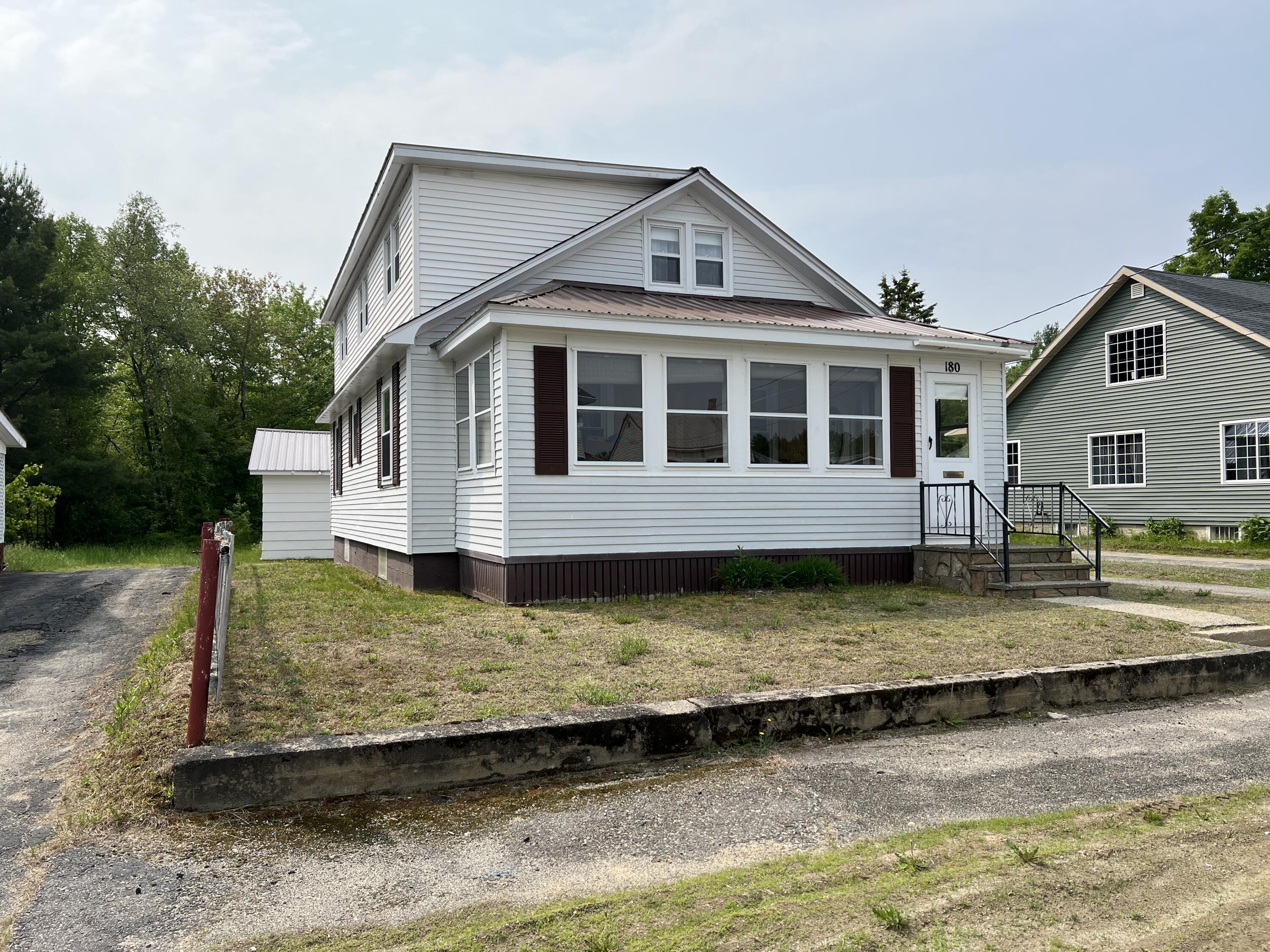 180 Bowdoin Street Millinocket, ME 04462 - Photo 2 of 42