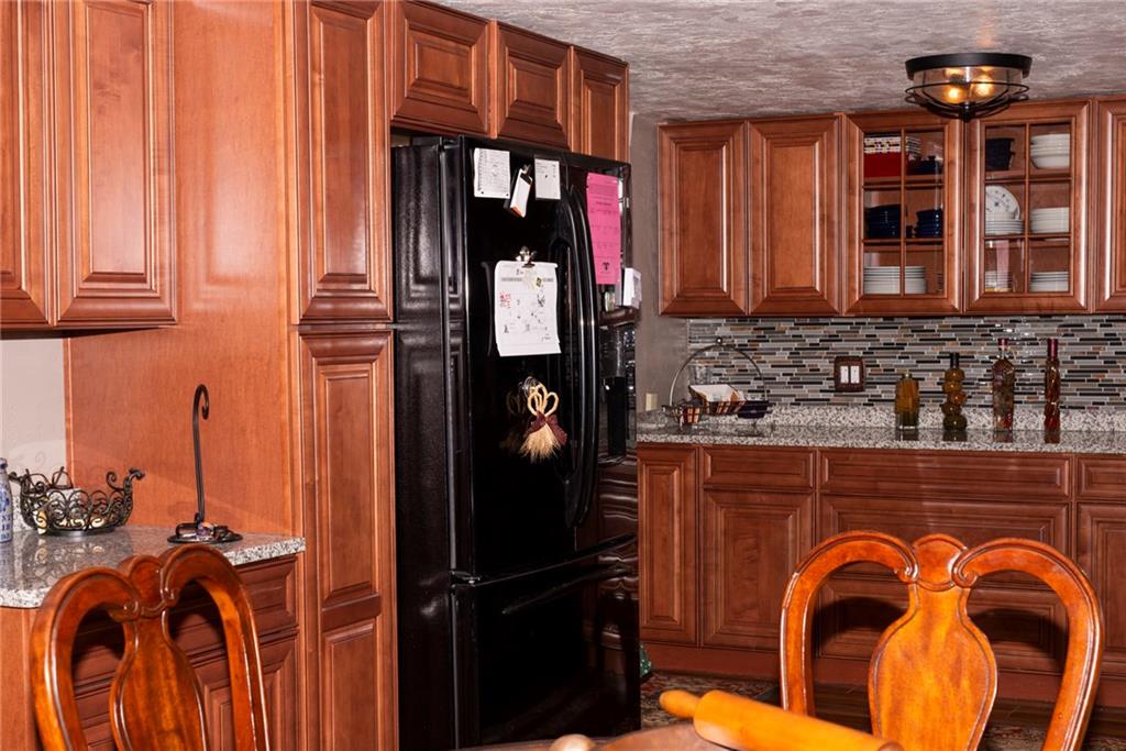 44 Courson Hill Road Washington, PA 15301 - Photo 9 of 25 Gallery Image 9