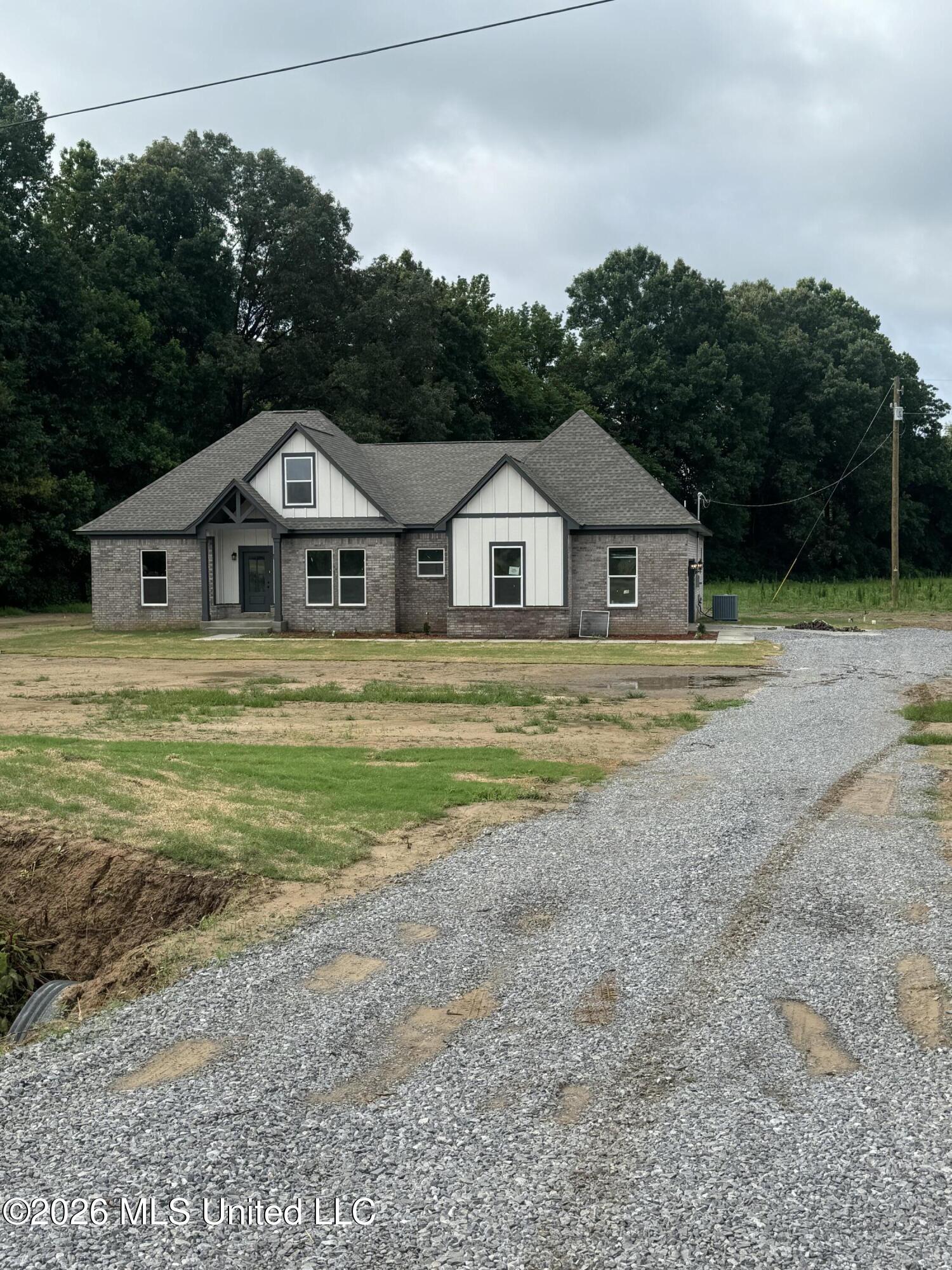 210 Rowell Road Coldwater, MS 38618 - Photo 13 of 13 IMG_1937