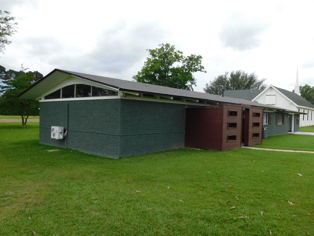 300 South Main Street Springhill, LA 71075 - Photo 4 of 35
