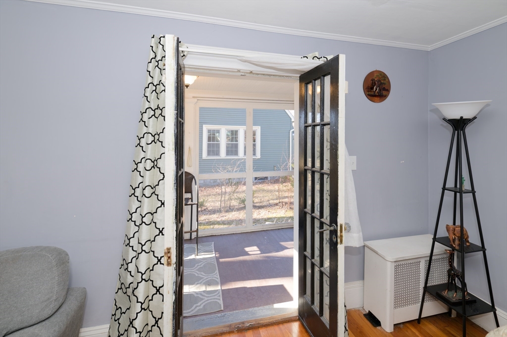 30 Melrose Street Worcester, MA 01605 - Photo 7 of 36