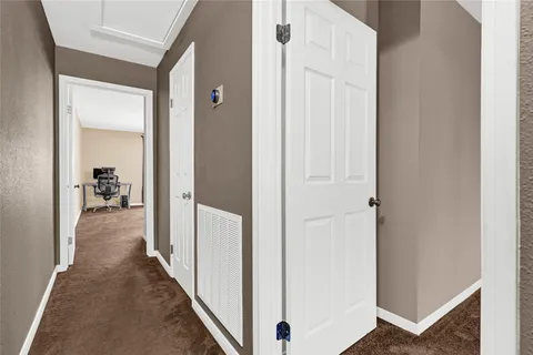 $167,900 | 9800 Pagewood Lane, Unit 2703, Houston, TX 77063