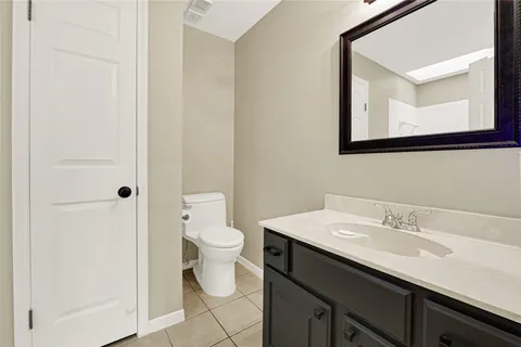 $167,900 | 9800 Pagewood Lane, Unit 2703, Houston, TX 77063