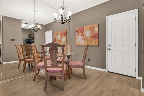 $167,900 | 9800 Pagewood Lane, Unit 2703, Houston, TX 77063