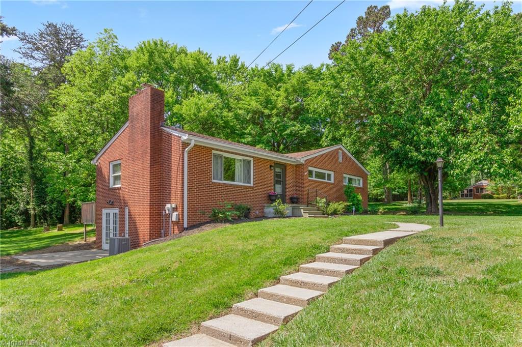 621 Creek Ridge Road Greensboro, NC 27406 - Photo 4 of 47 Gallery Image 4