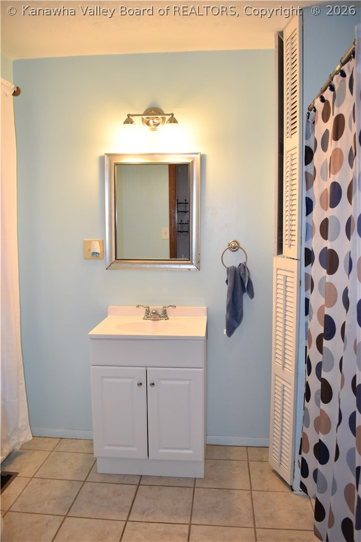 53 Tahoe Road Charleston, WV 25320 - Photo 14 of 17 Gallery Image 14